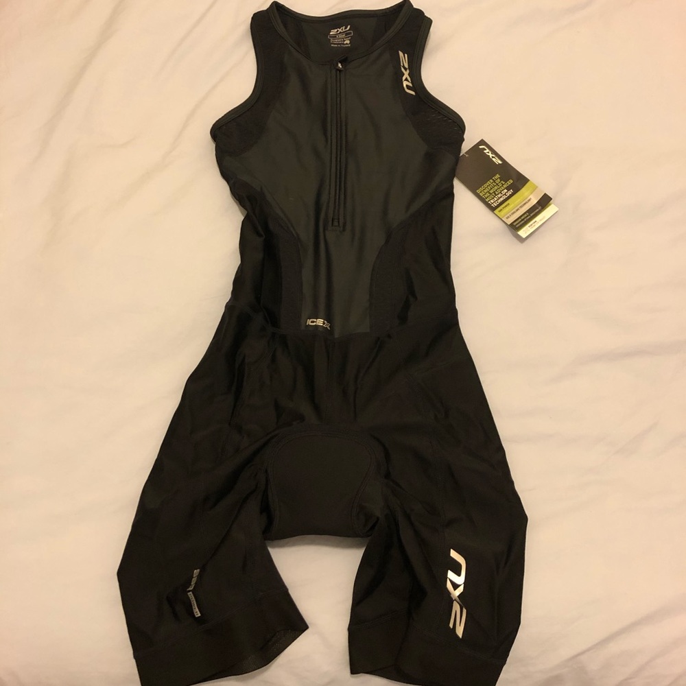 2XU Perform Front Zip Trisuit X-Small NEW w TAGS